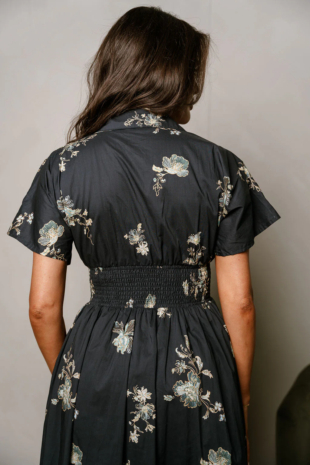 Charleigh Black Multi Floral Zip-Up Midi Dress - Image 8