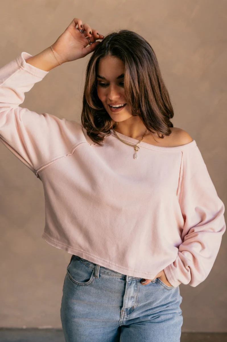 Charlotte Light Pink Raglan Sweatshirt - Image 3