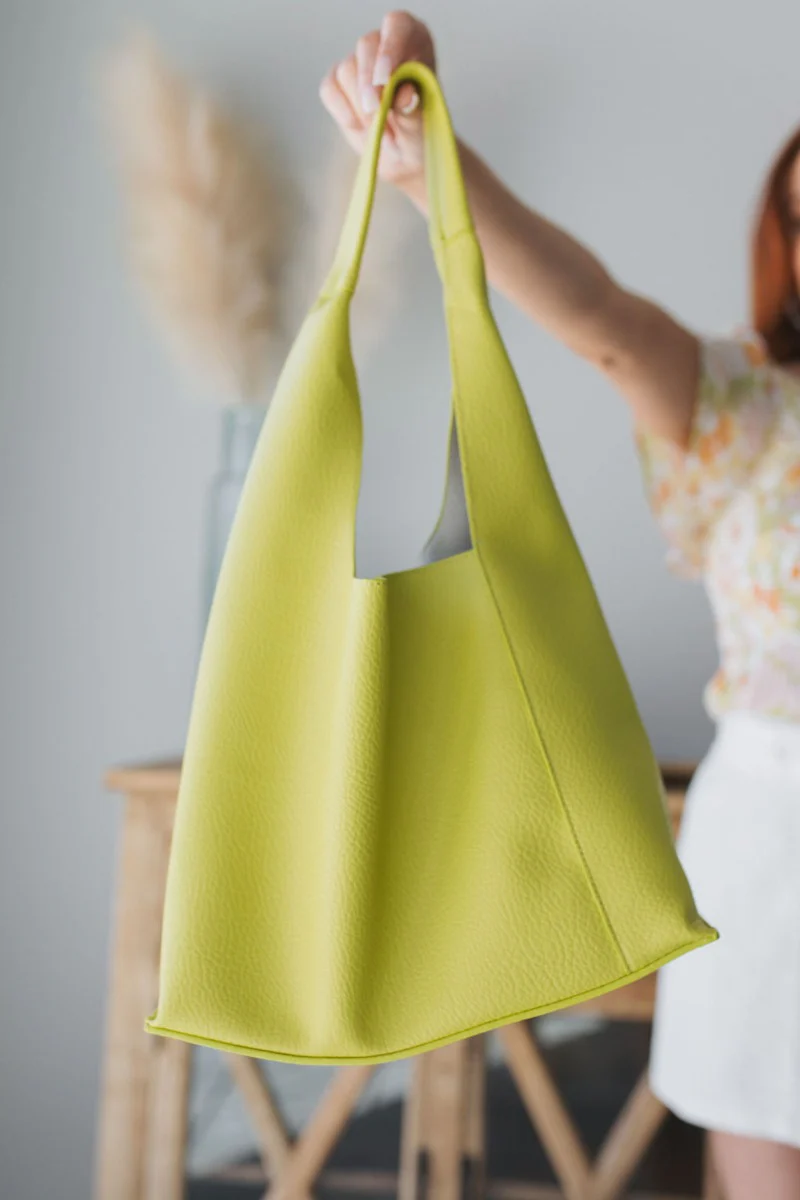 Charming Appearance Purse in Lime - Image 2