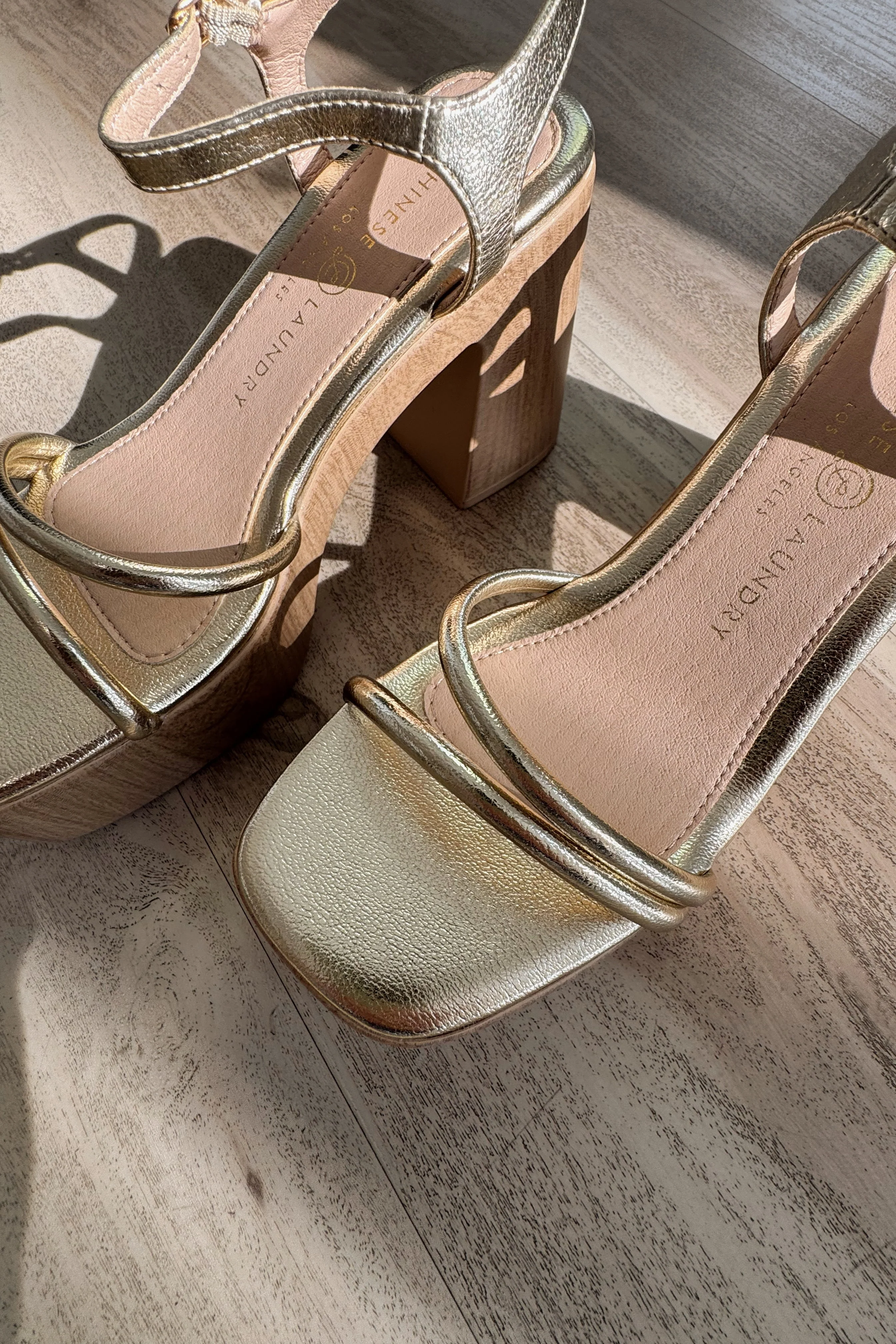 Chinese Laundry Avianna Metallic Gold Heel - Image 2