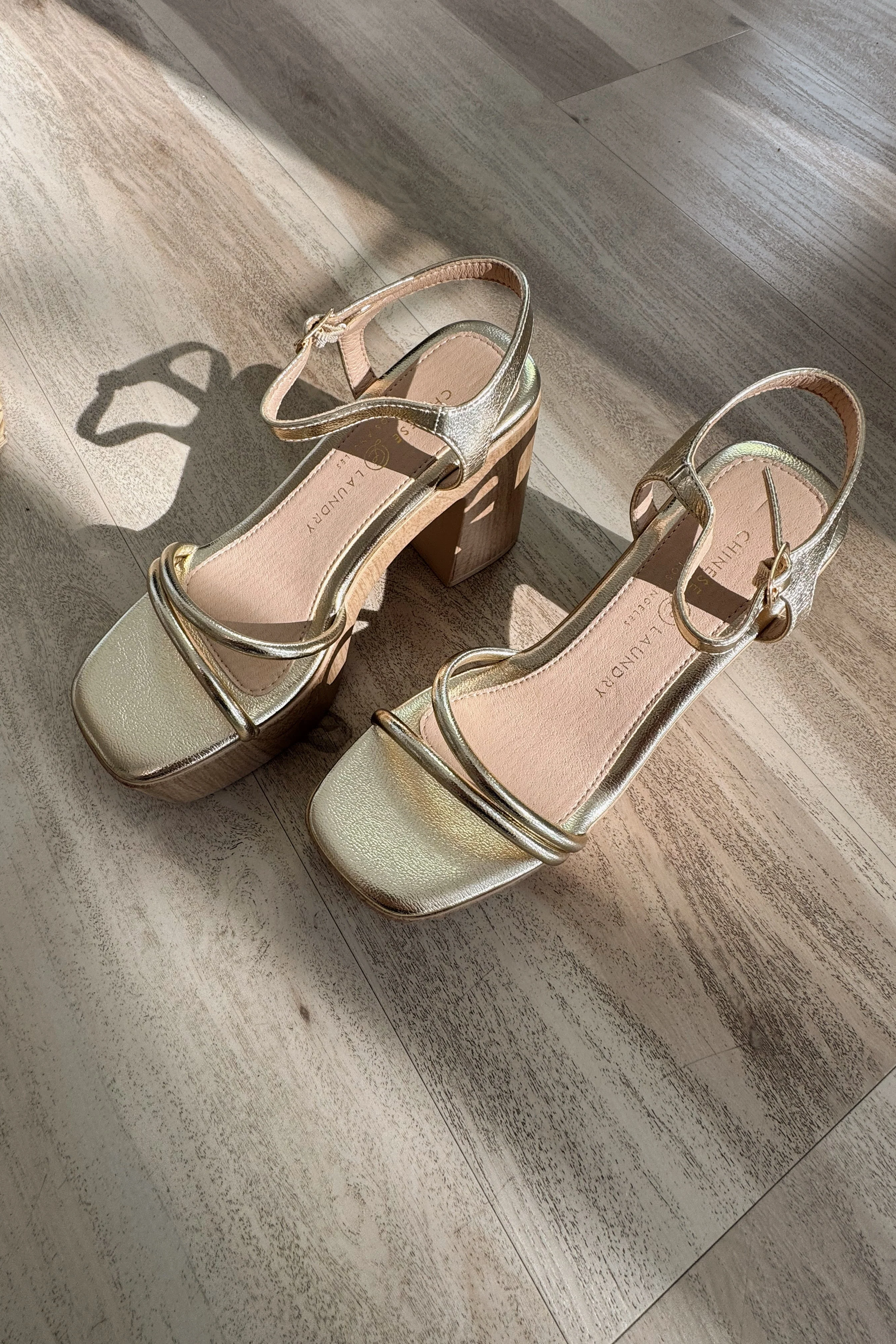 Chinese Laundry Avianna Metallic Gold Heel - Image 5
