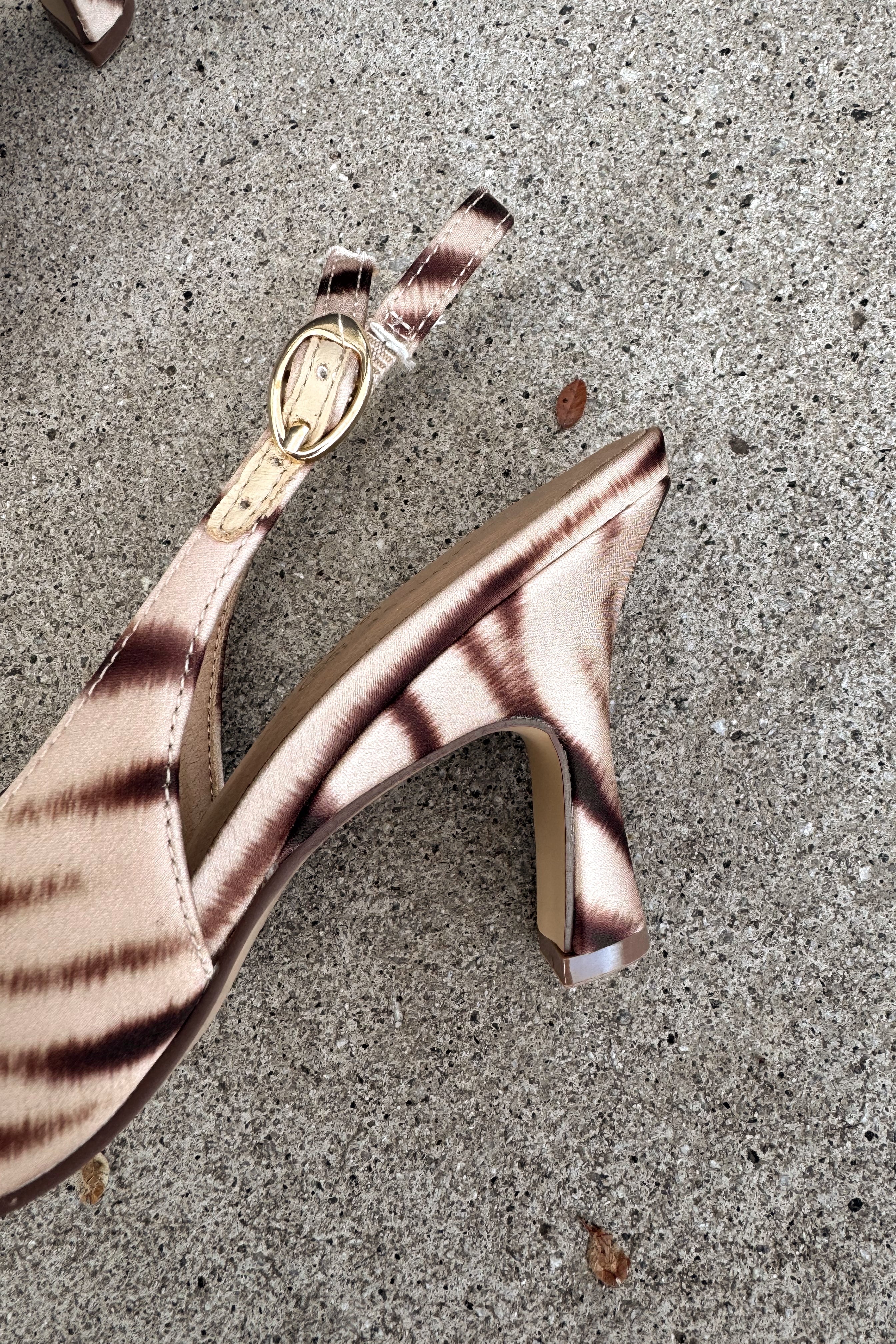 Chinese Laundry Riri Camel Multi Heel - Image 3