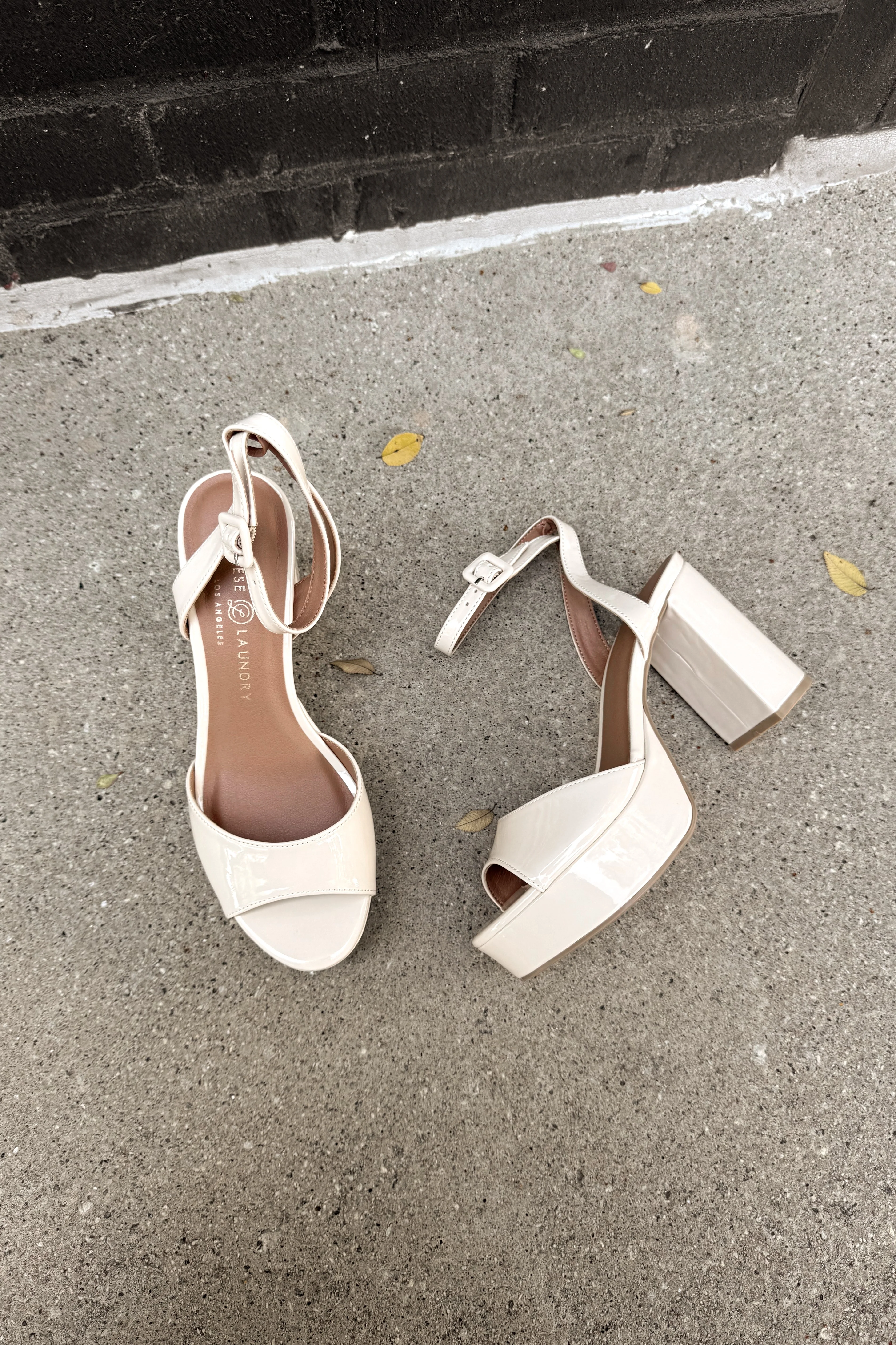 Chinese Laundry Theresa Bone Patent Platform Heel