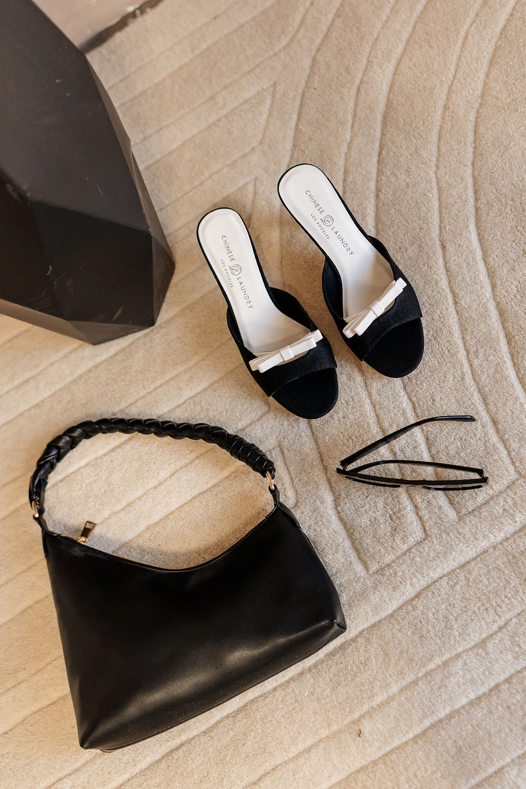 Chinese Laundry Yolana Black & White Bow Heel - Image 4