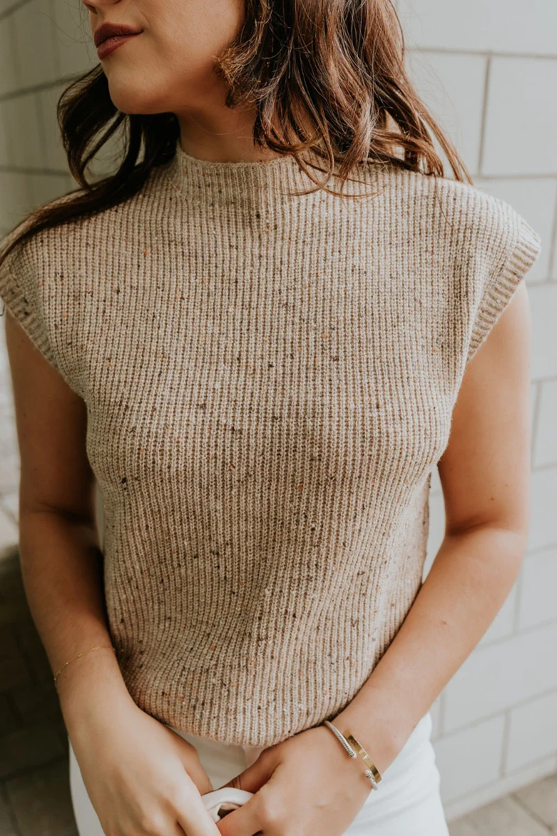 Clara Beige Multi Sleeveless Sweater - Image 4