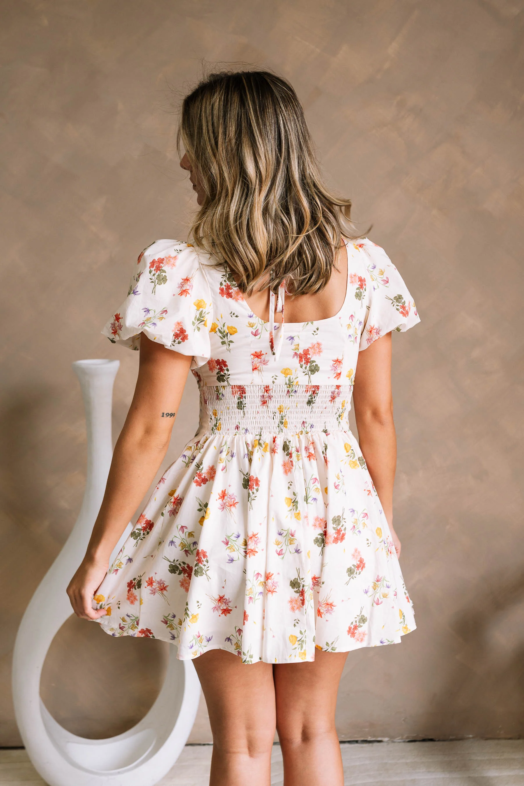 Claudia Cream Floral Puff Sleeve Dress - Image 10