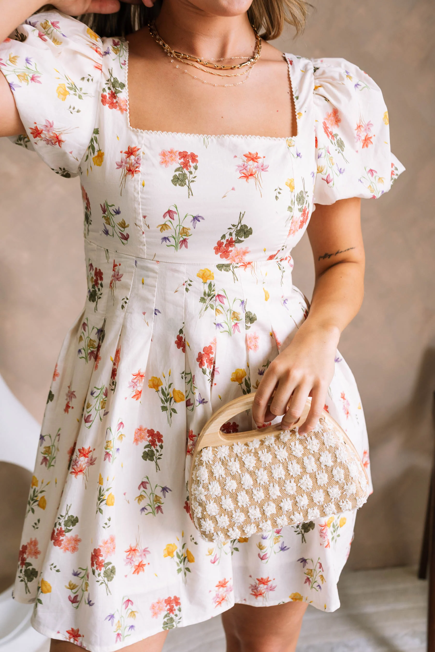Claudia Cream Floral Puff Sleeve Dress - Image 3