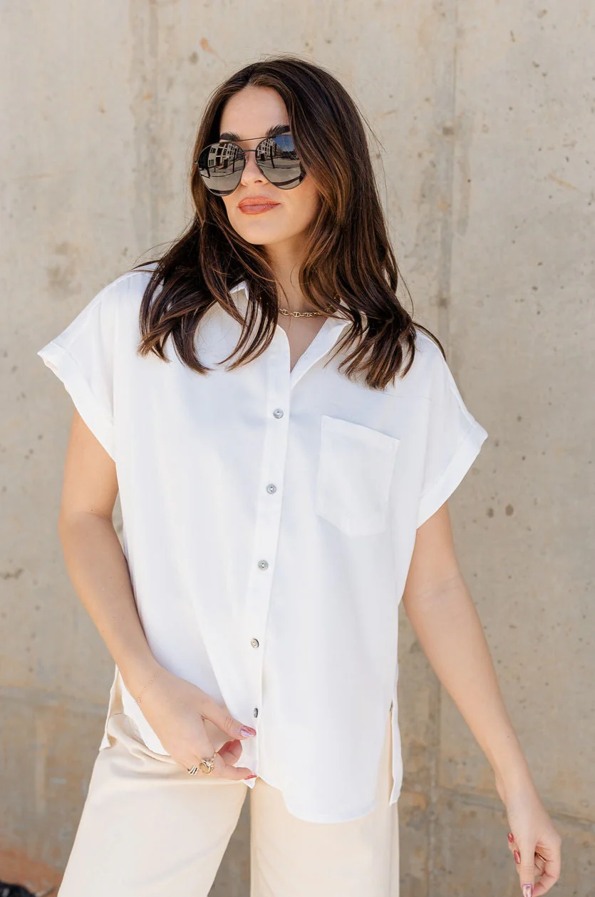 Claire Off White Collared Short Sleeve Top - Image 2
