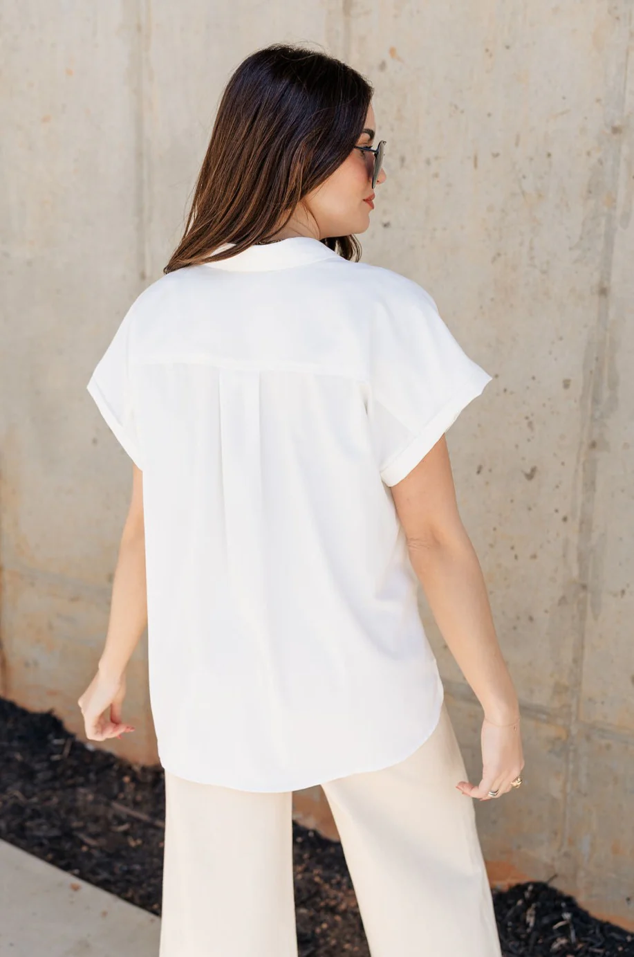 Claire Off White Collared Short Sleeve Top - Image 7