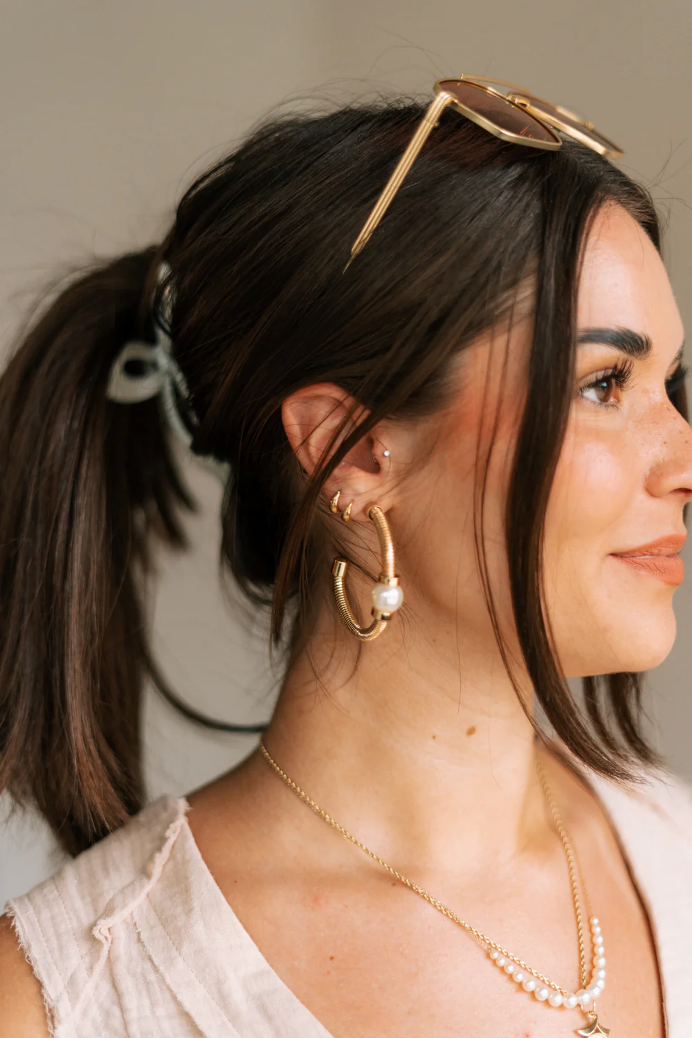 Cora Gold Ribbed Pearl Hoop Earring