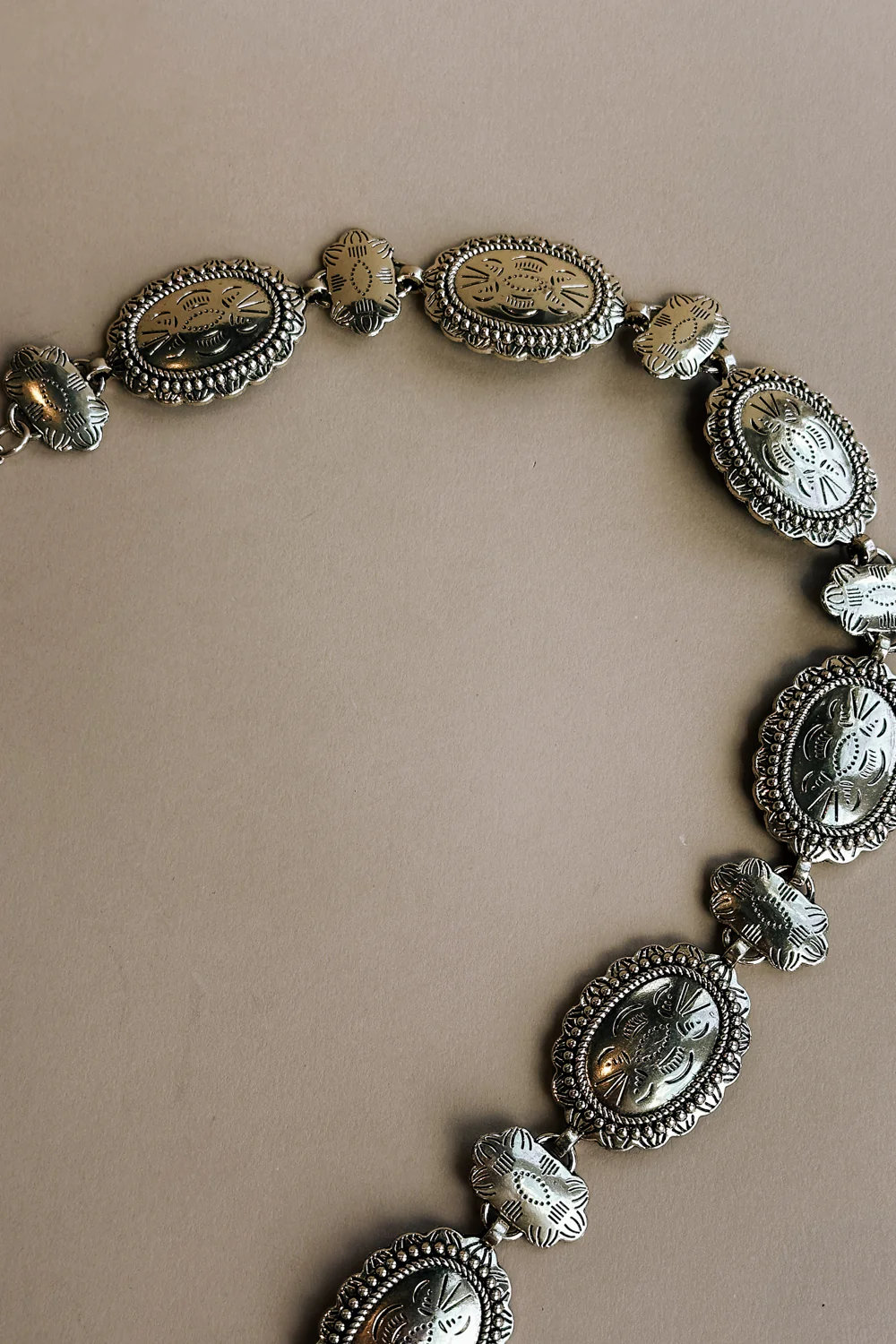 Cora Gold Western Scalloped Medallion Chain Belt - Image 5