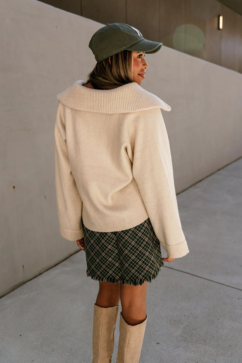Corinne Cream Collar Long Sleeve Sweater - Image 4