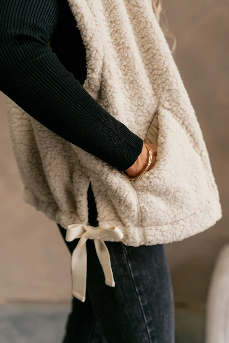 Courtney Cream Sherpa Vest - Image 6