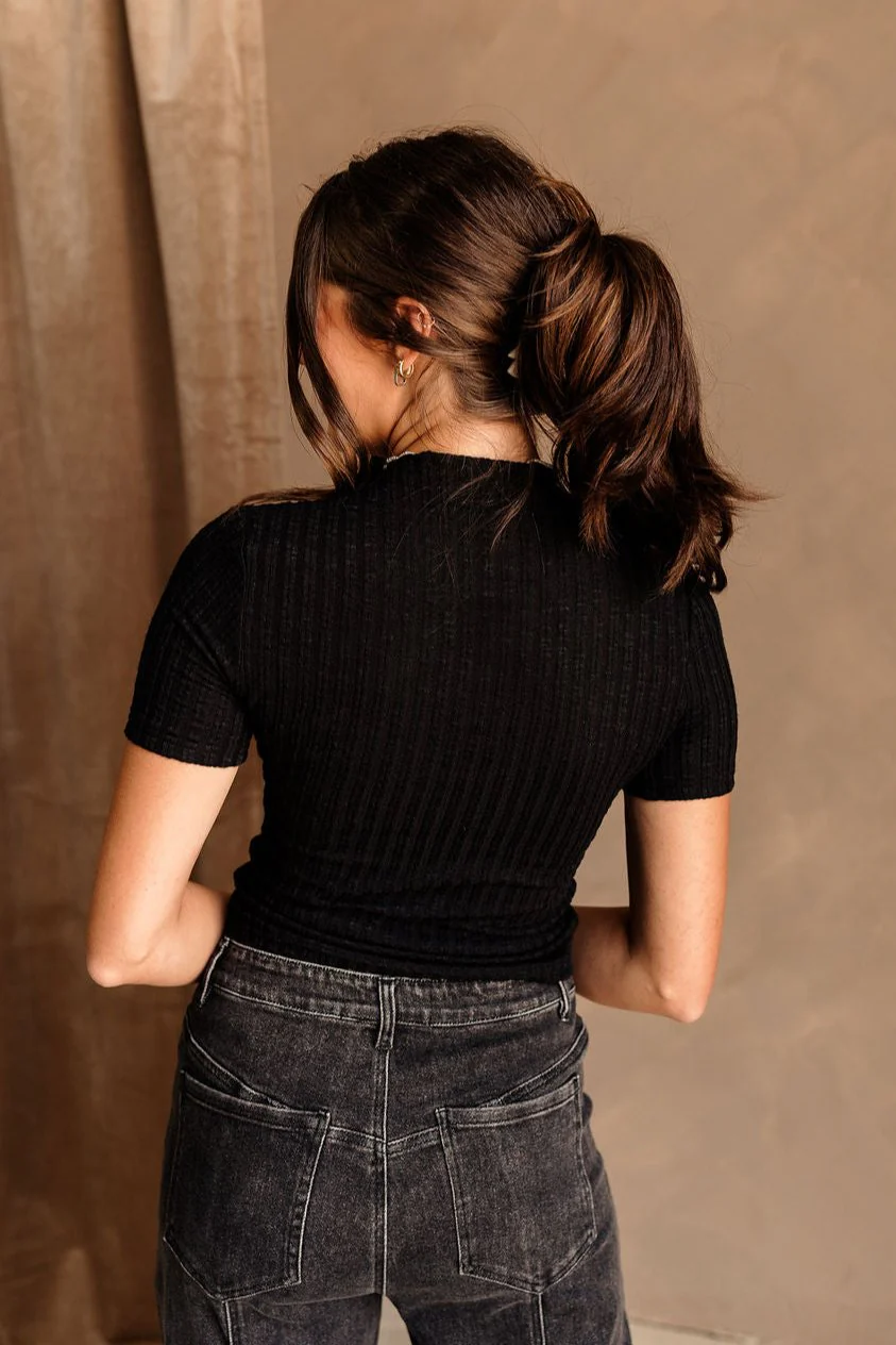 Bridget Black & Cream Bow Top - Image 5
