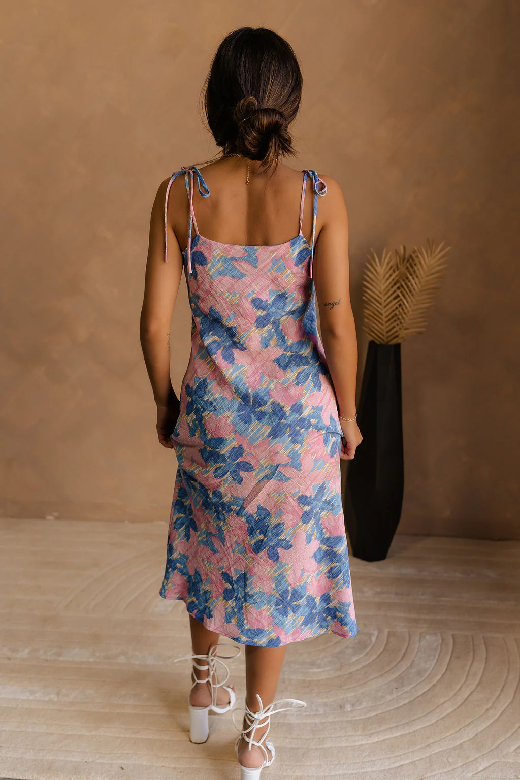 Madison Blue and Rose Pink Midi Dress - Image 8