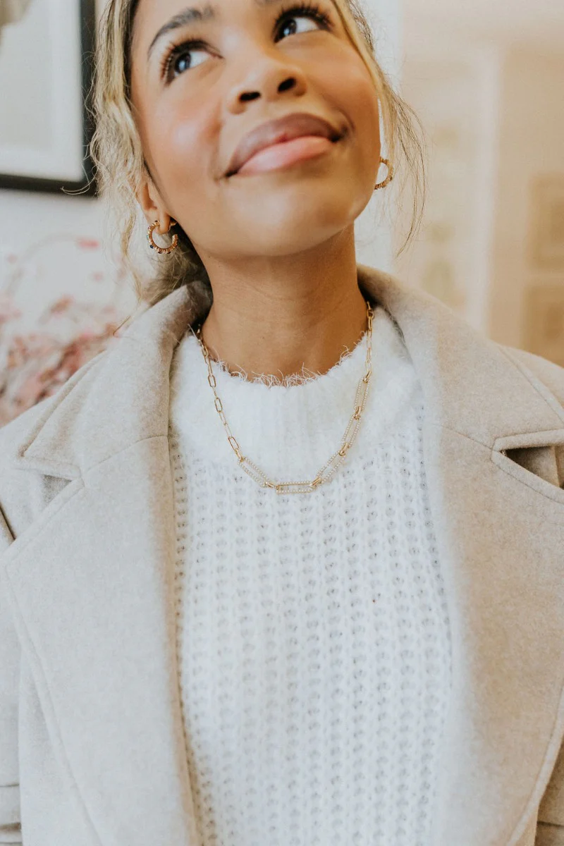 Day Dreamer Pearl Necklace - Image 2