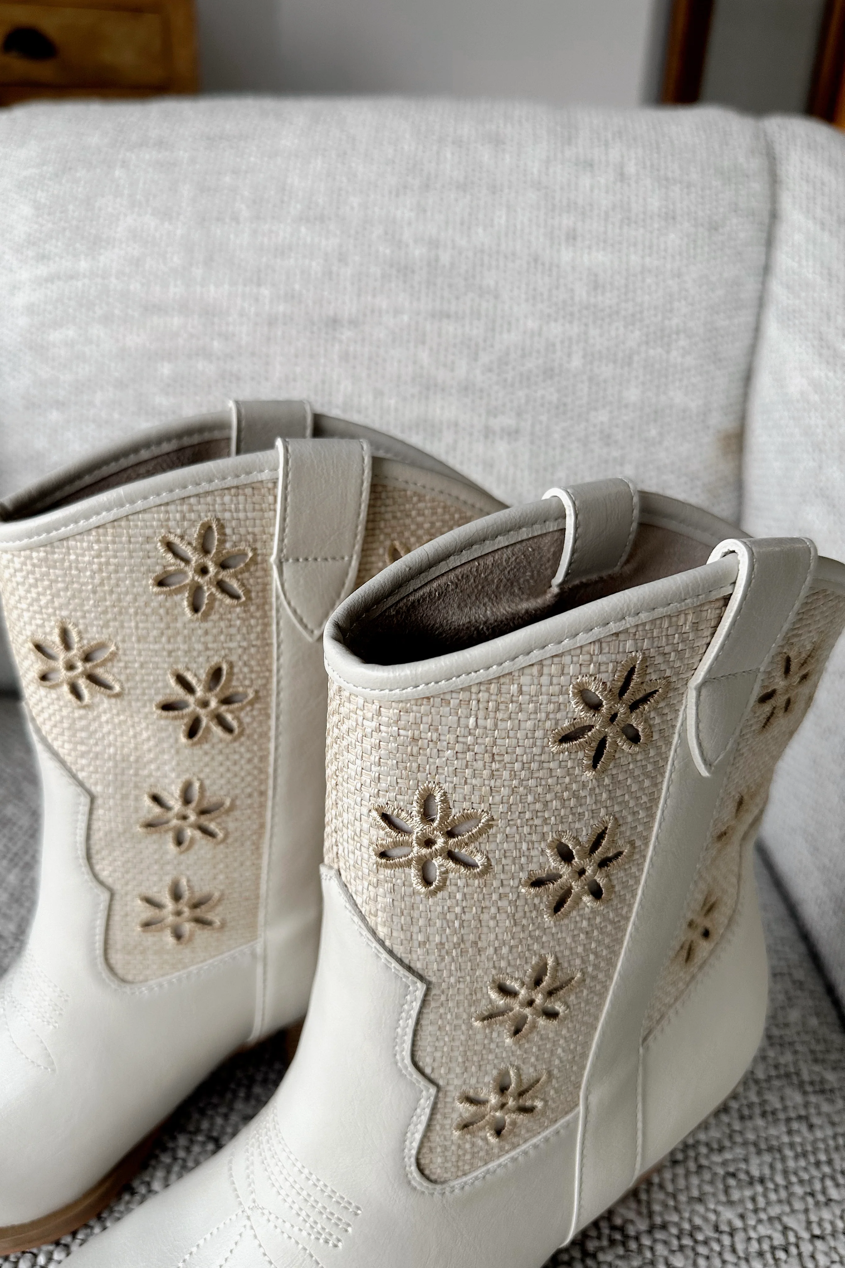 Della Ivory Eyelet Floral Bootie - Image 2