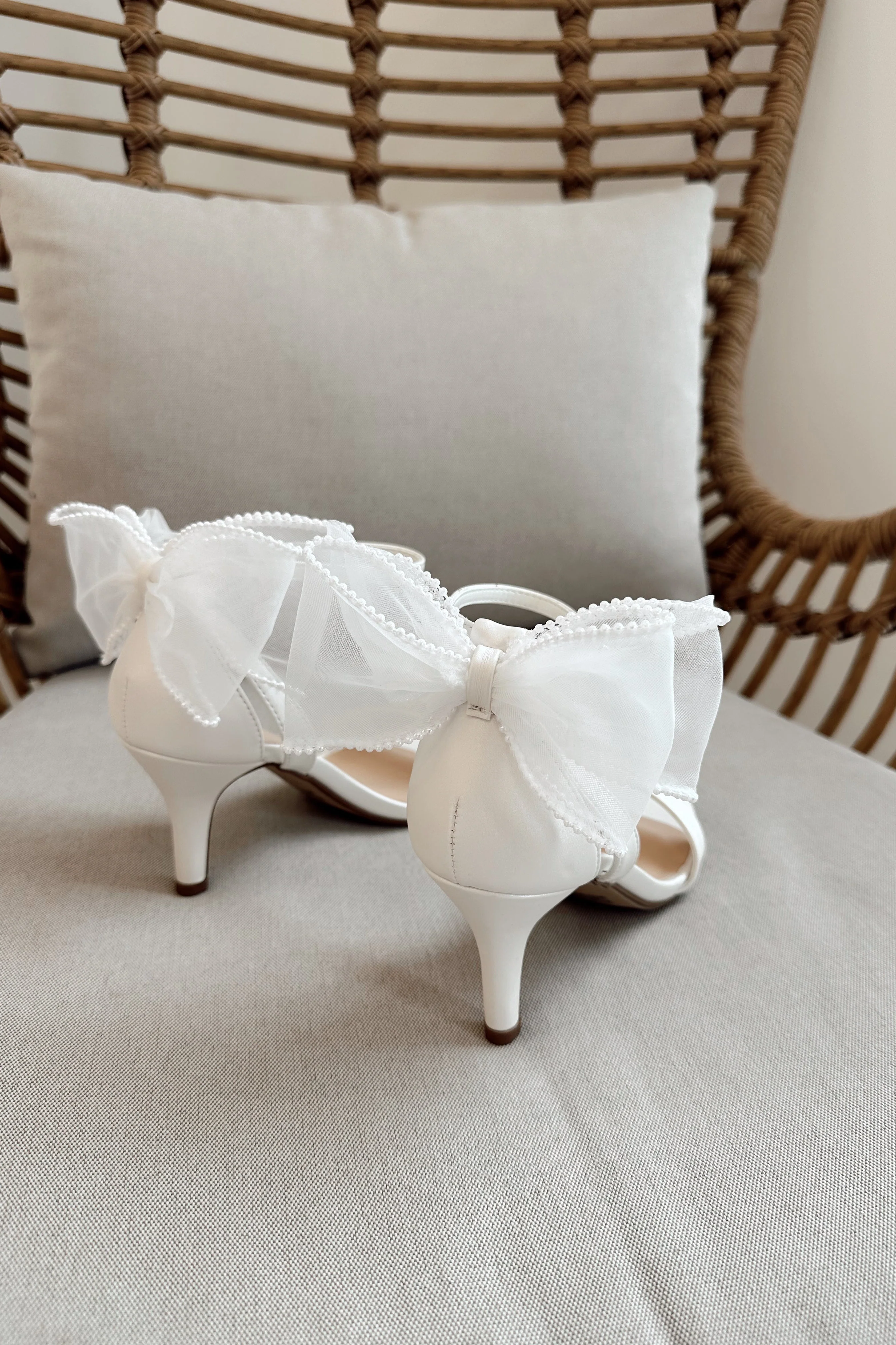 Dericia White Pearls & Bow Heel - Image 6