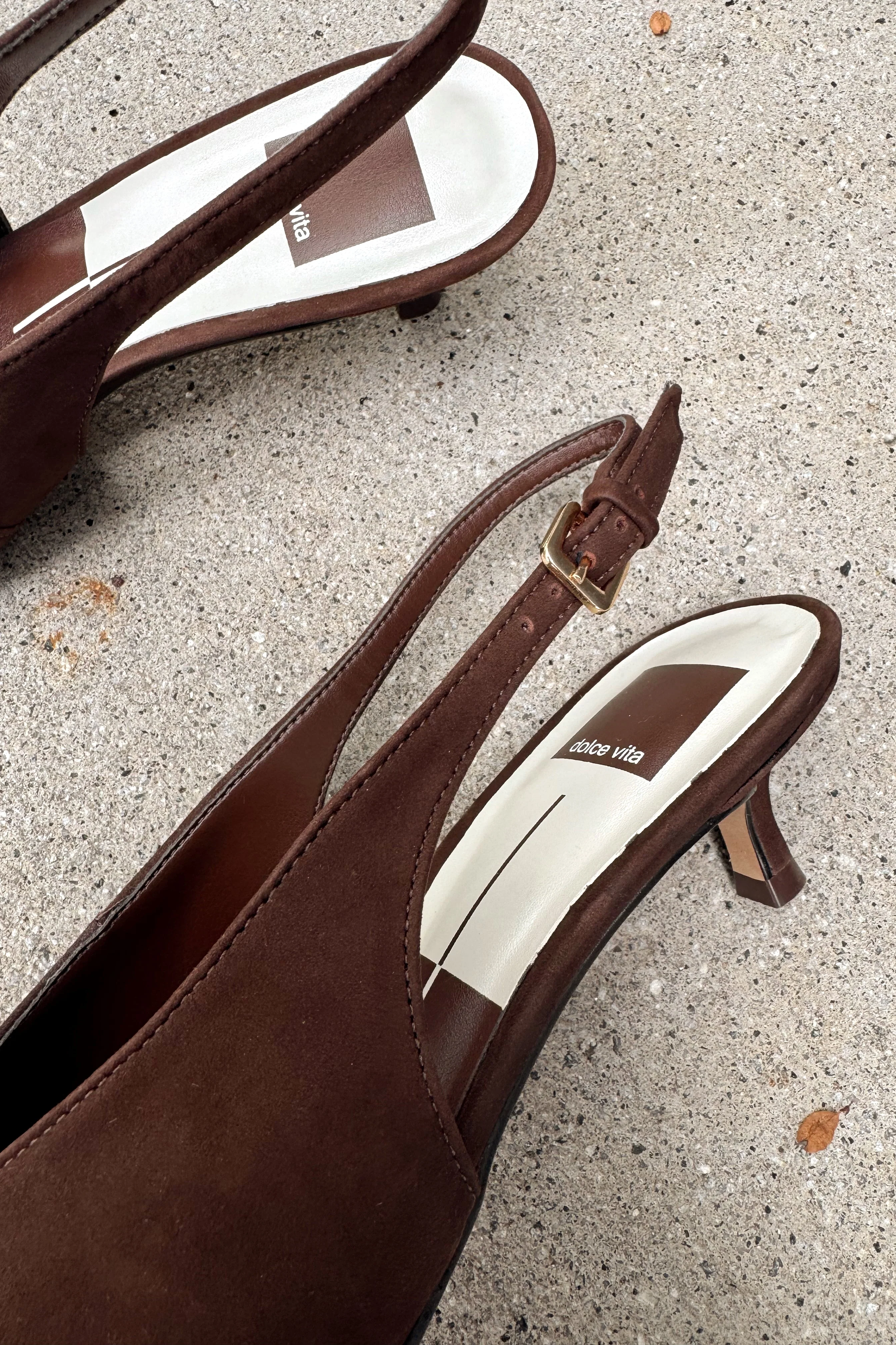 Dolce Vita Alenna Dark Brown Suede Heel - Image 3