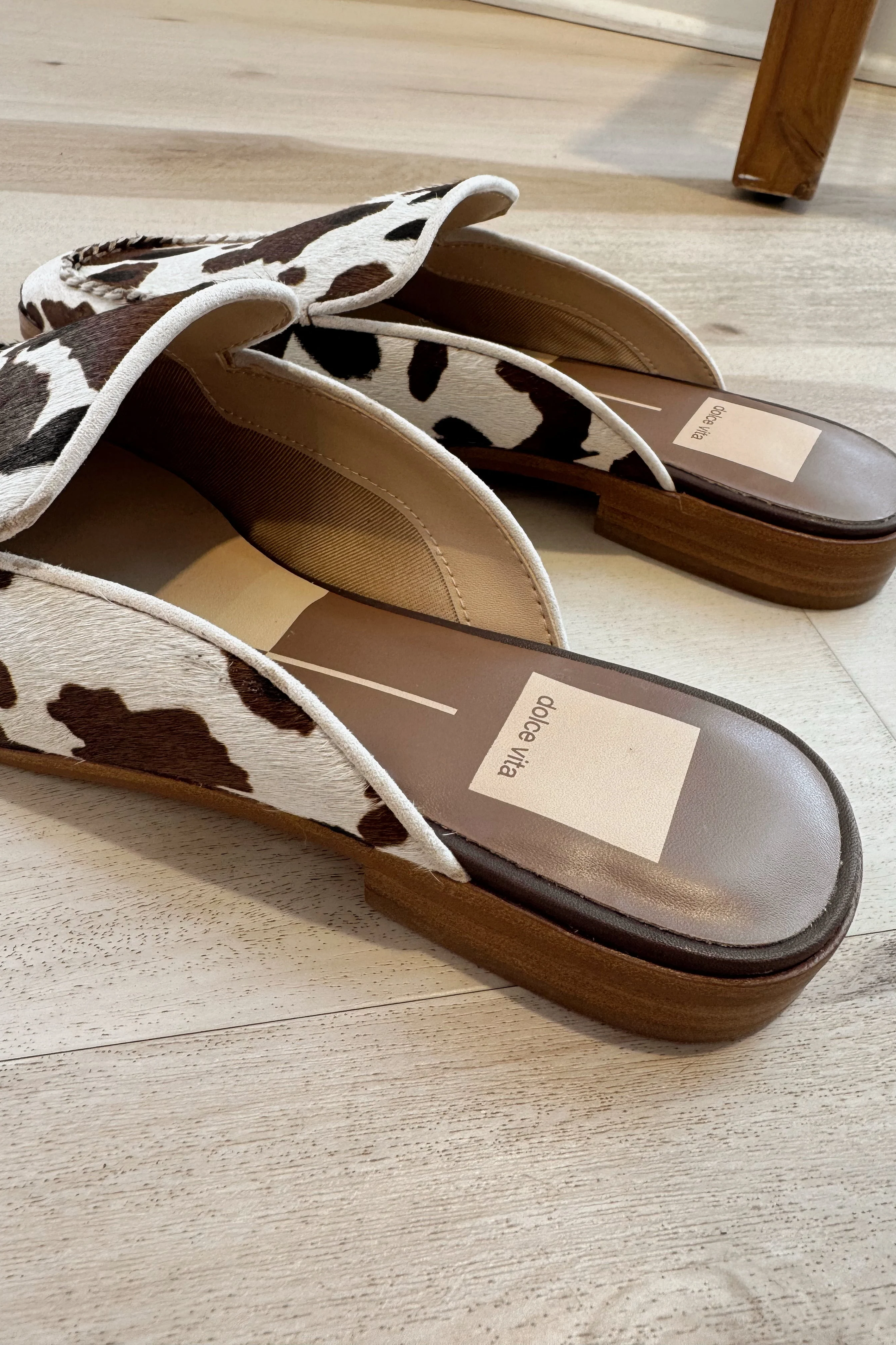 Dolce Vita Bradly Cocoa Taurus Calf Hair Flats - Image 12