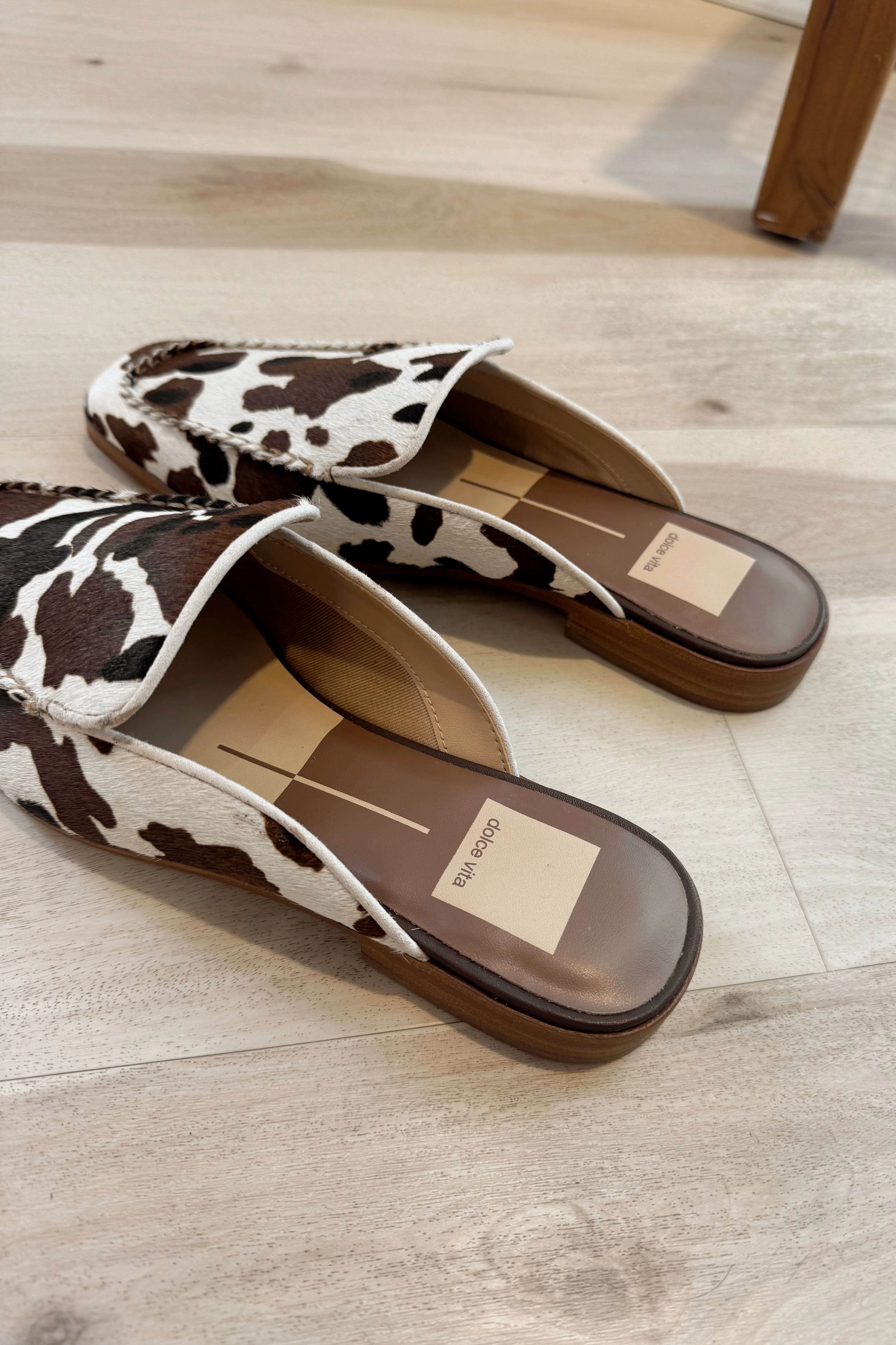 Dolce Vita Bradly Cocoa Taurus Calf Hair Flats - Image 13