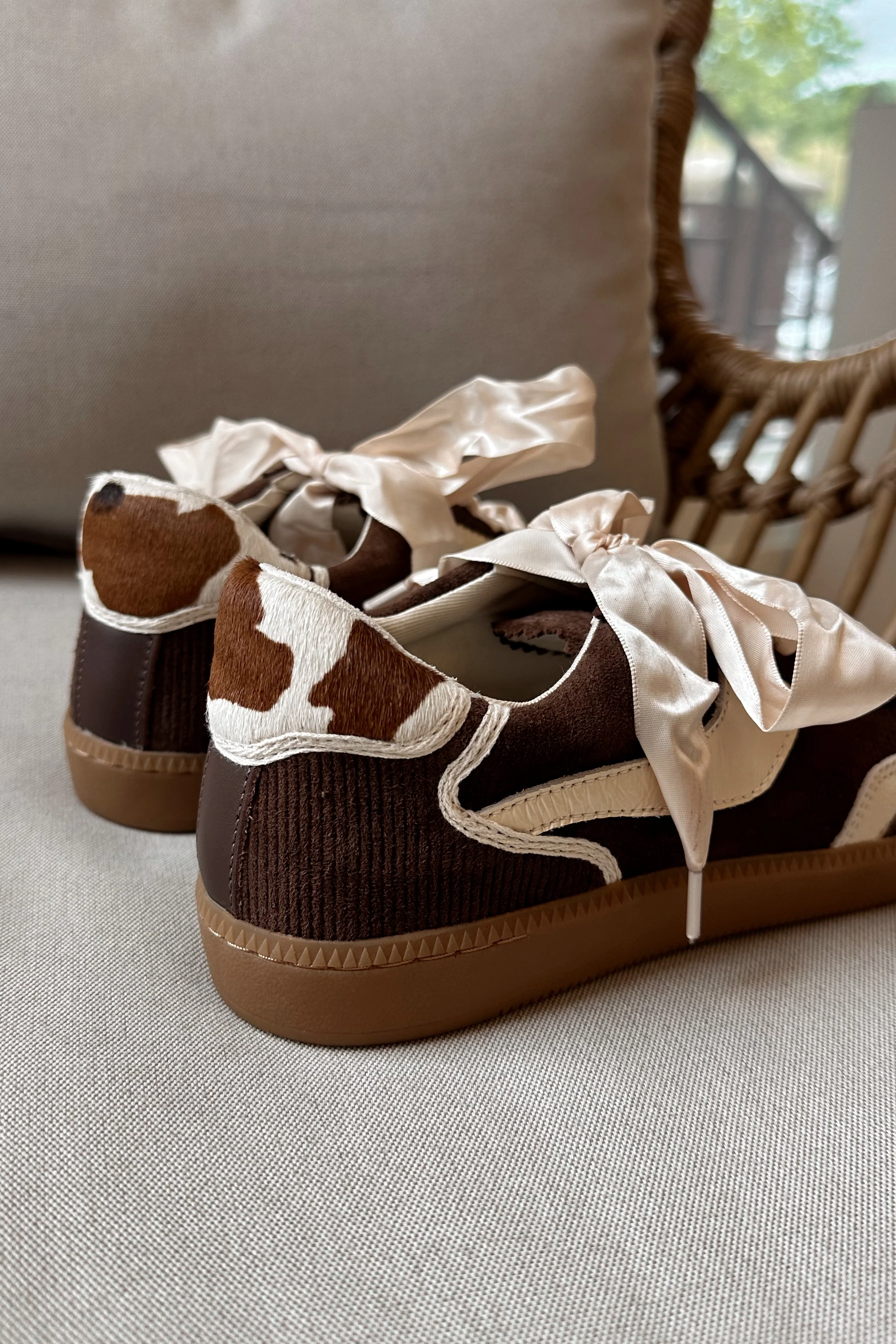 Dolce Vita Notice Chocolate Corduroy Sneaker - Image 2