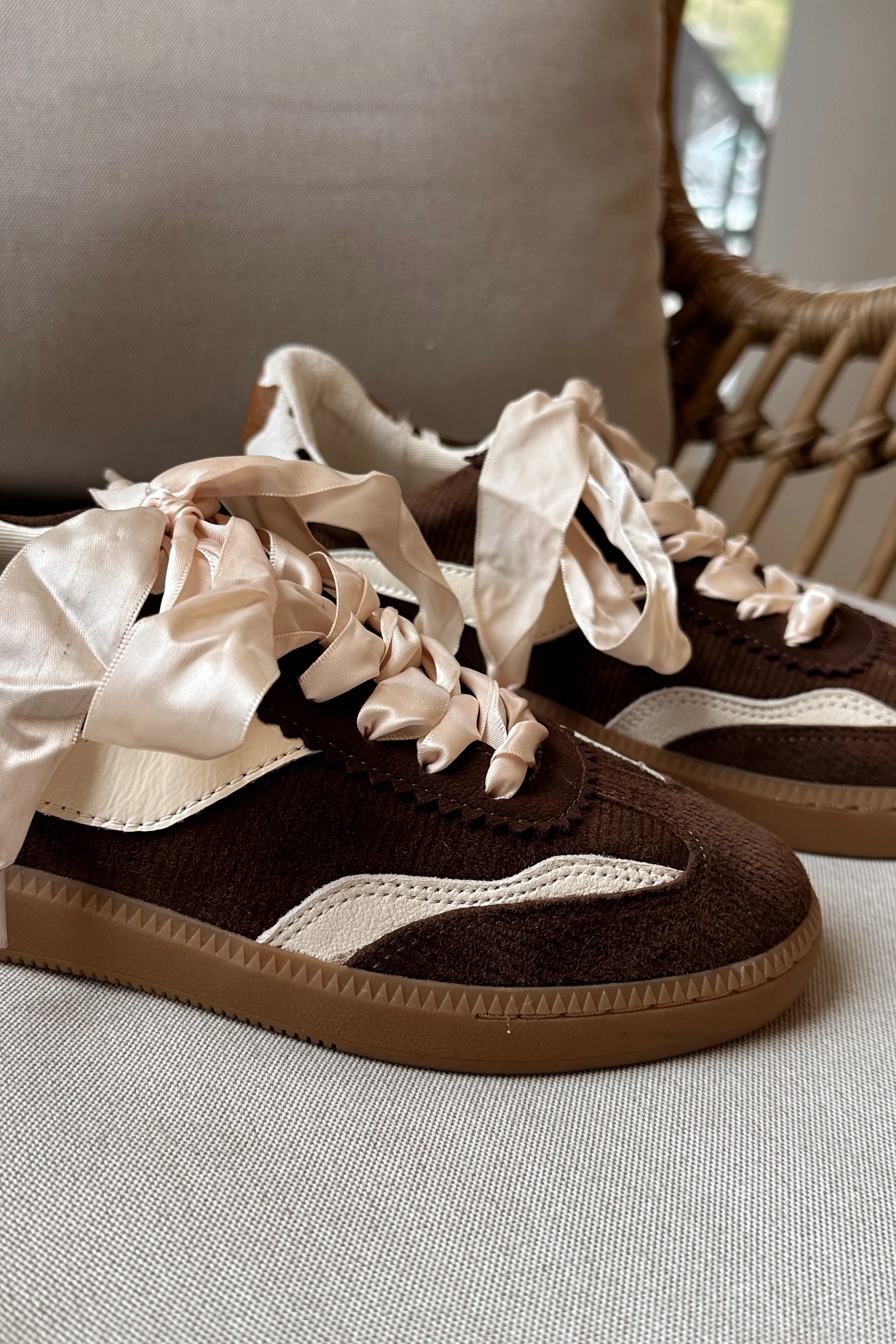 Dolce Vita Notice Chocolate Corduroy Sneaker - Image 6