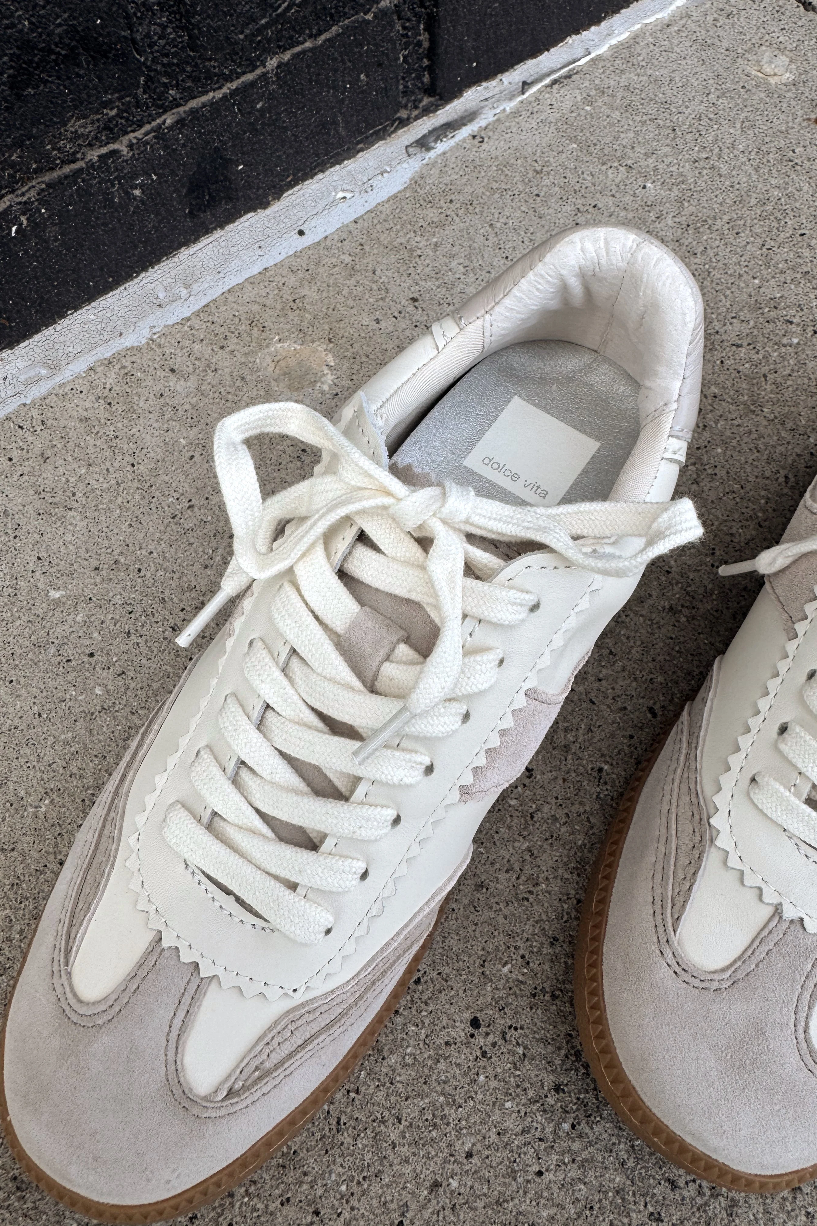 Dolce Vita Notice Grey & White Leather Sneaker - Image 5