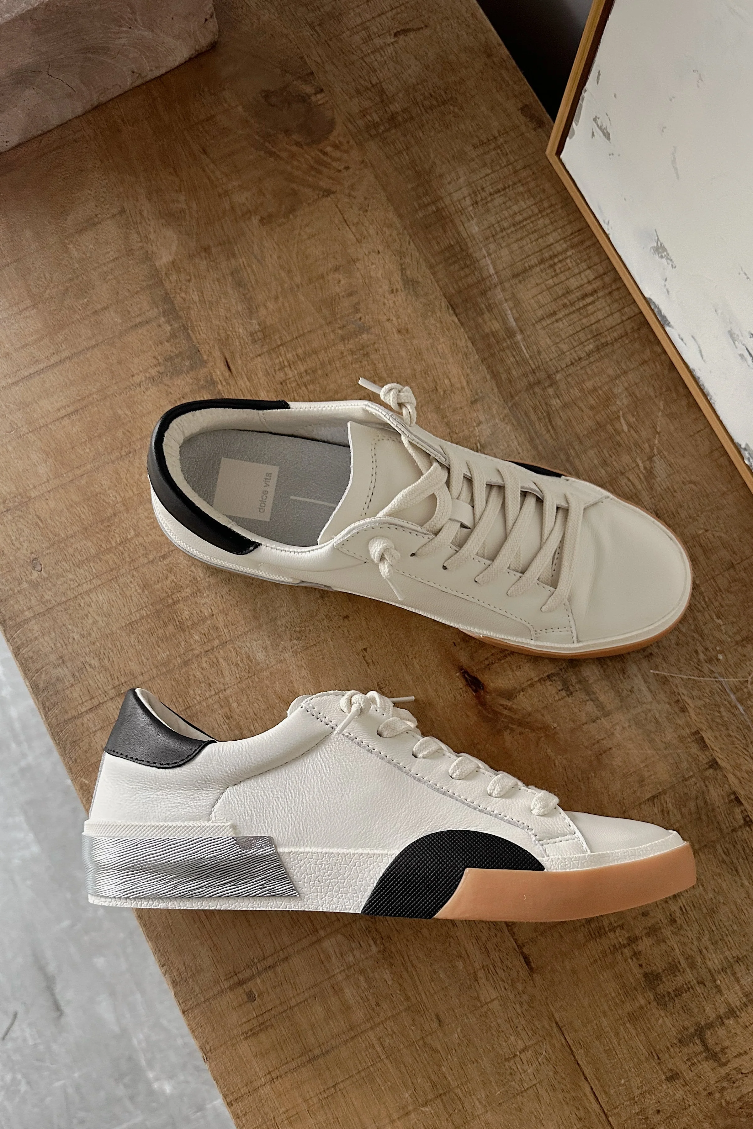 Dolce Vita Zina Sneaker in White Black Leather - Image 4