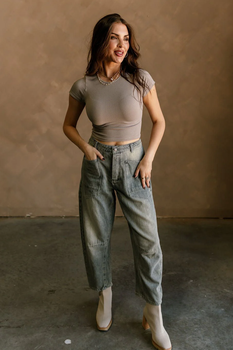 Emilia Sand Wash Barrel Jeans