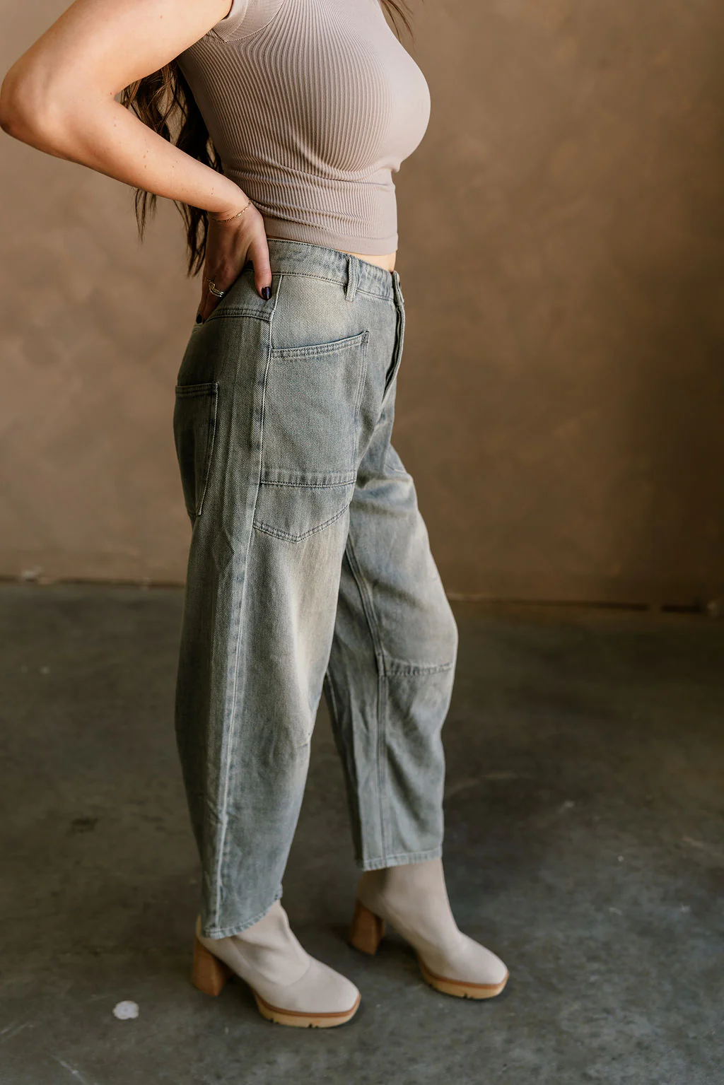 Emilia Sand Wash Barrel Jeans - Image 3
