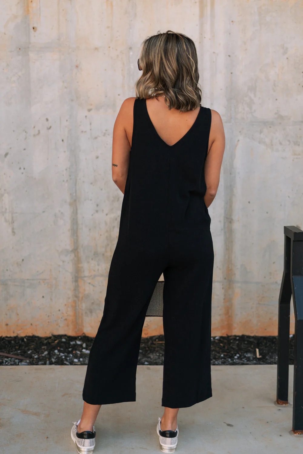 Kinsley Black Sleeveless Jumpsuit - Image 3