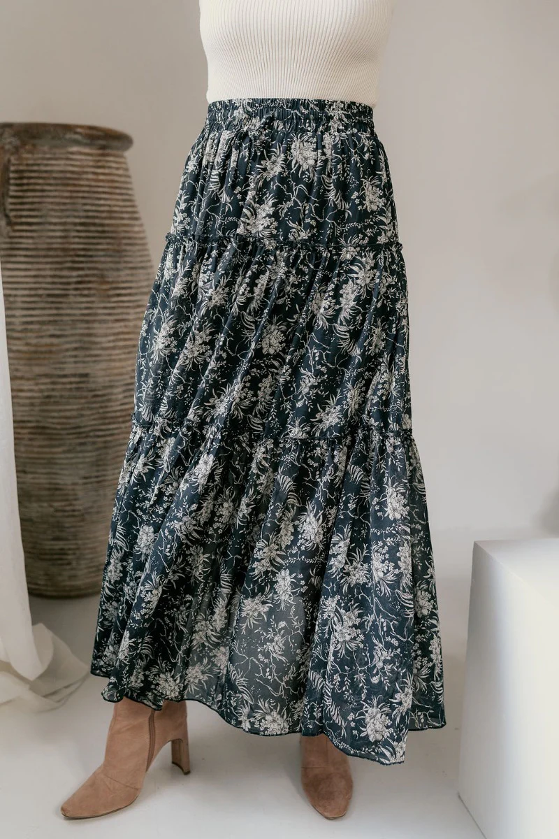 Eleanor Charcoal & White Floral Maxi Skirt - Image 3
