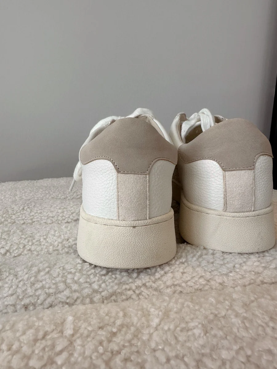Elina White Embellished Low Top Sneakers - Image 7
