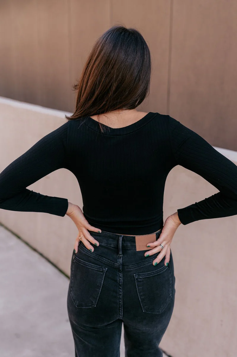 Ella Black V-Neckline Long Sleeve Top - Image 8
