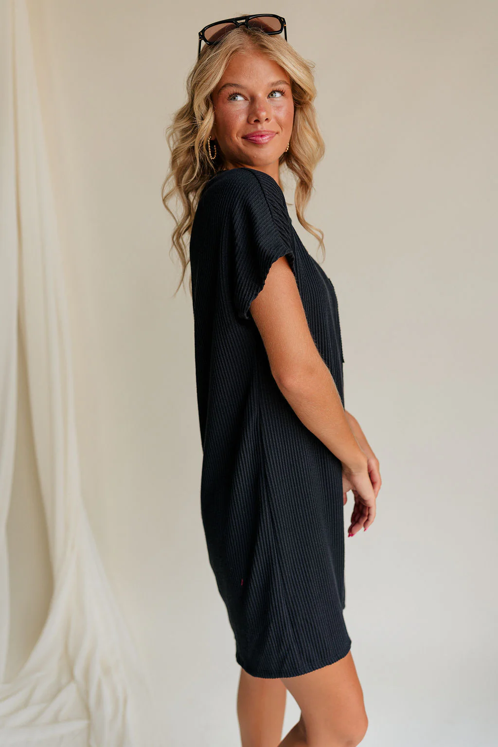 Elsie Ribbed Short Sleeve Mini Dress - Image 4