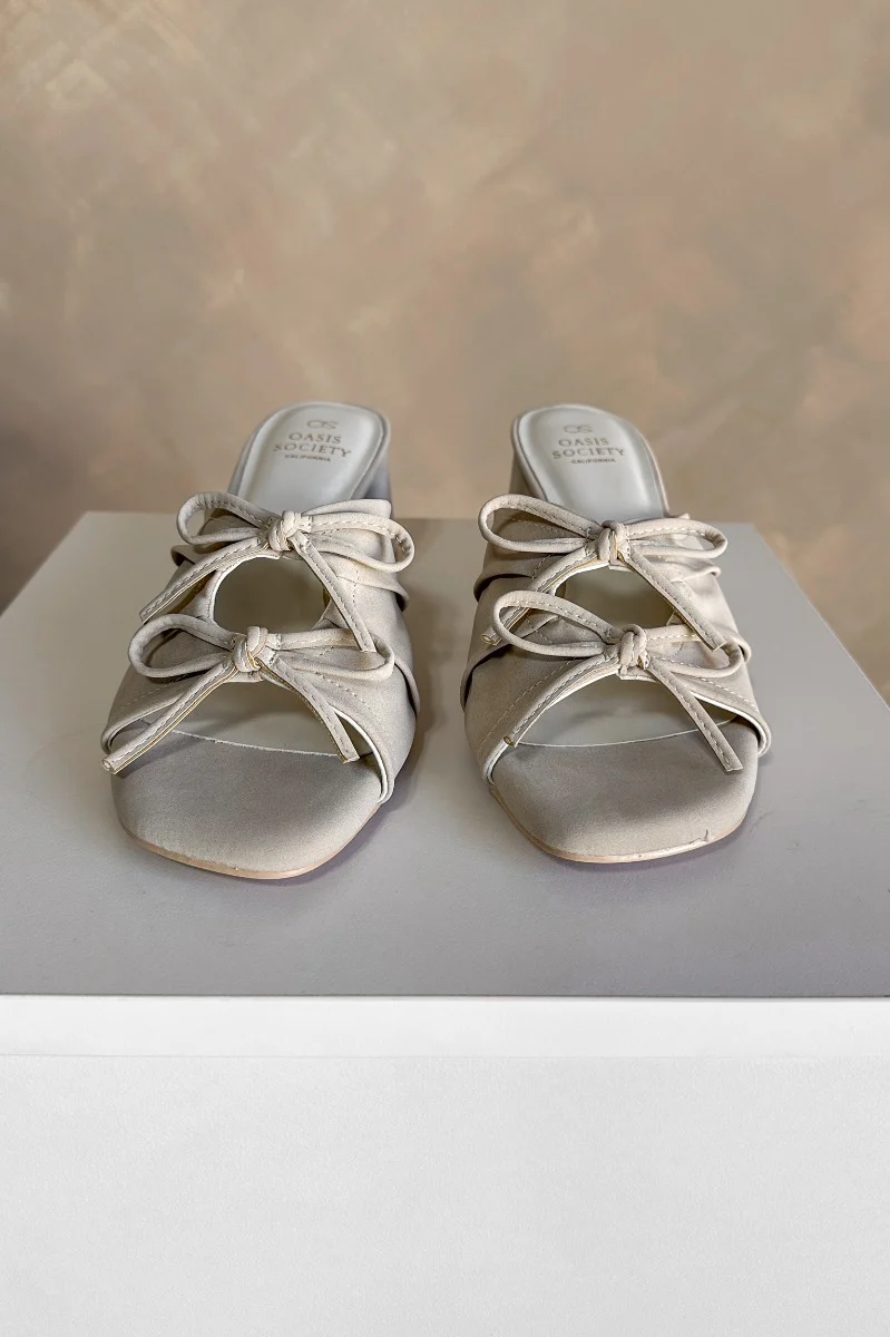 Emerald Light Grey Bow Ties Heel Sandal - Image 4