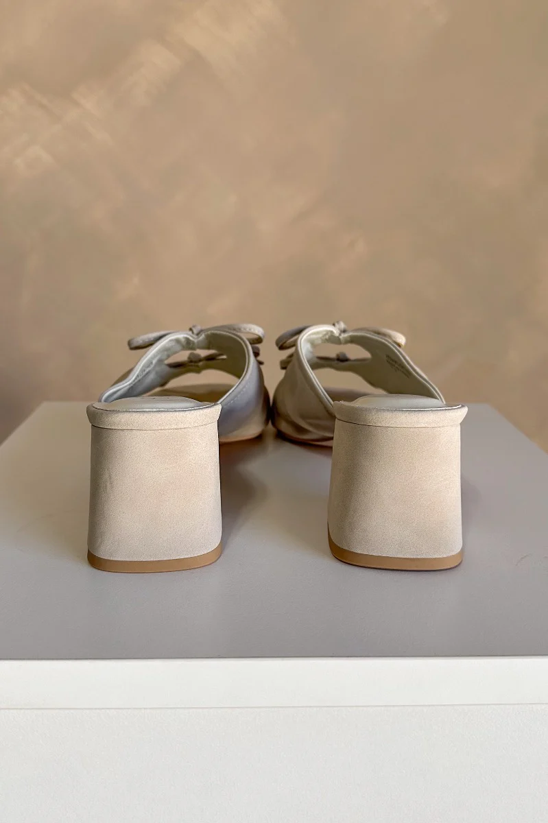 Emerald Light Grey Bow Ties Heel Sandal - Image 7