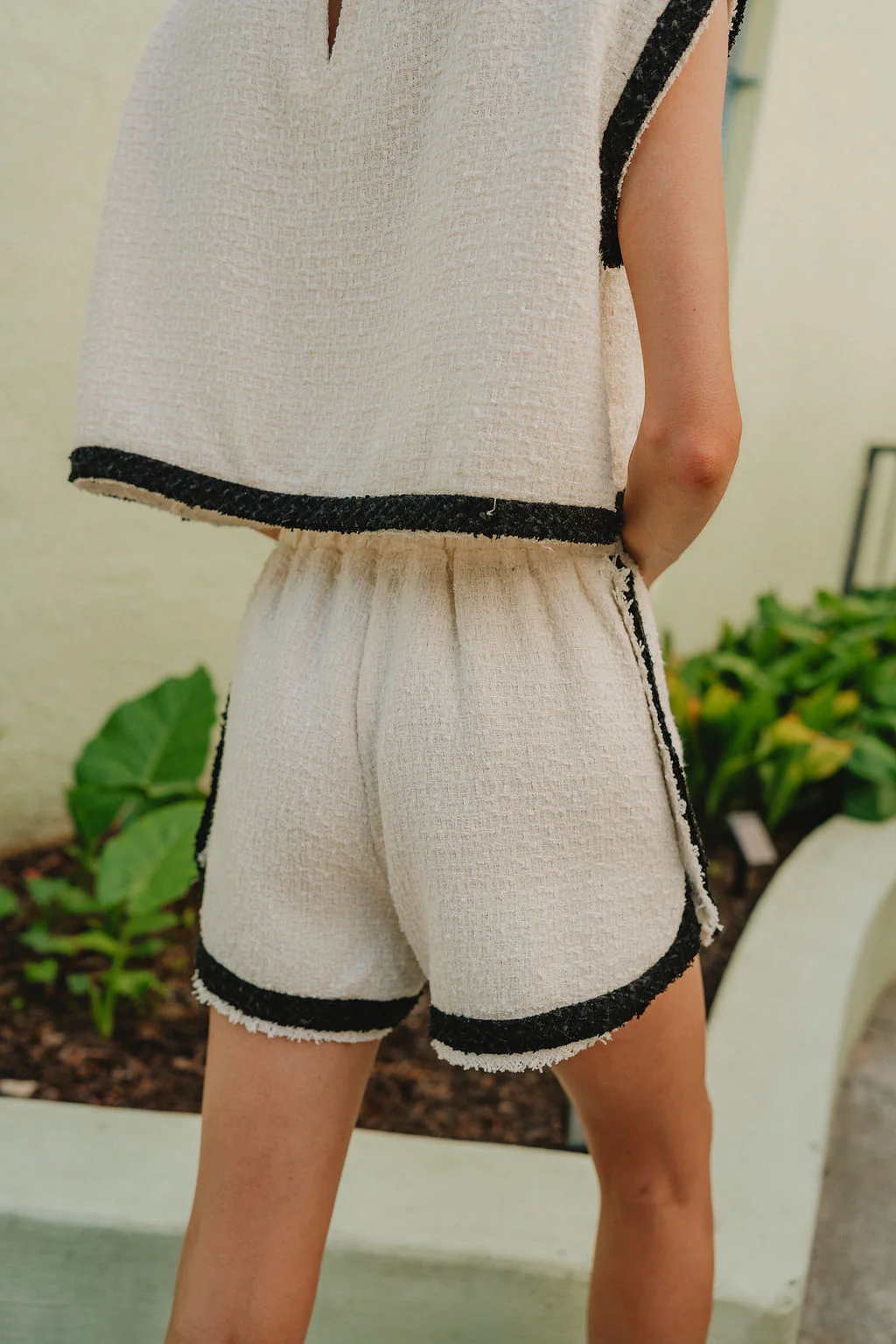 Emery Cream & Black Shorts - Image 4