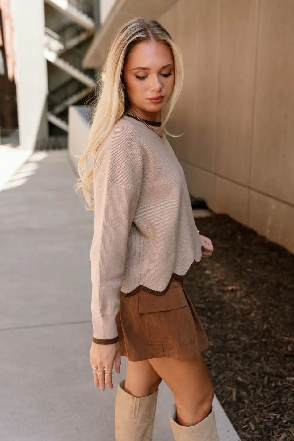 Everlee Mocha & Dark Brown Scallop Sweater - Image 5