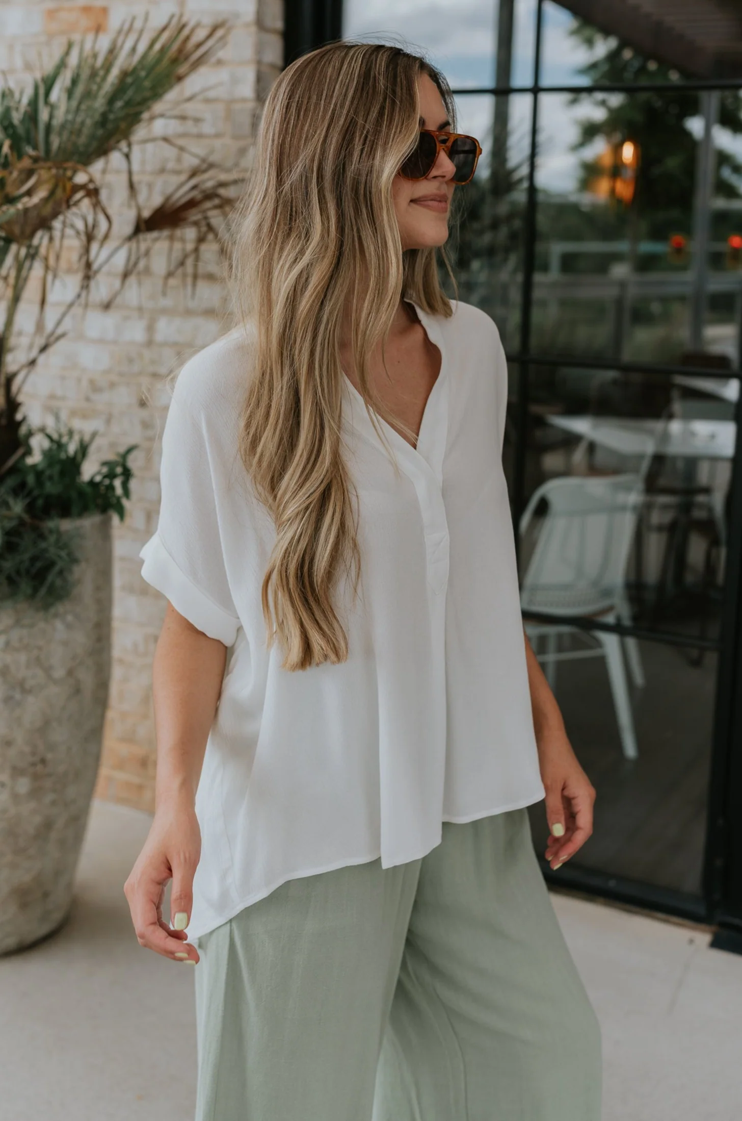 Evie White Short Sleeve Button-Up Top - Image 2