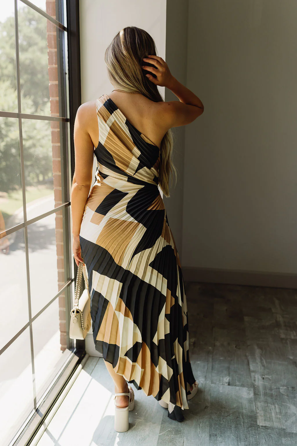 Janie Midnight Taupe Pleated Midi Dress - Image 6