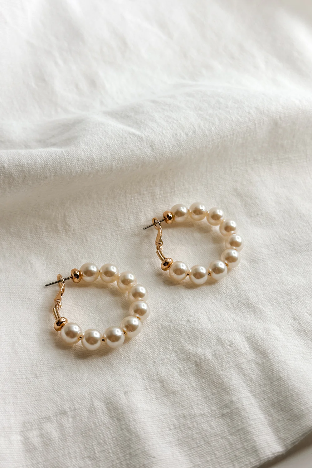 Irene Gold & Pearl Closed Hoop Earring - Image 4