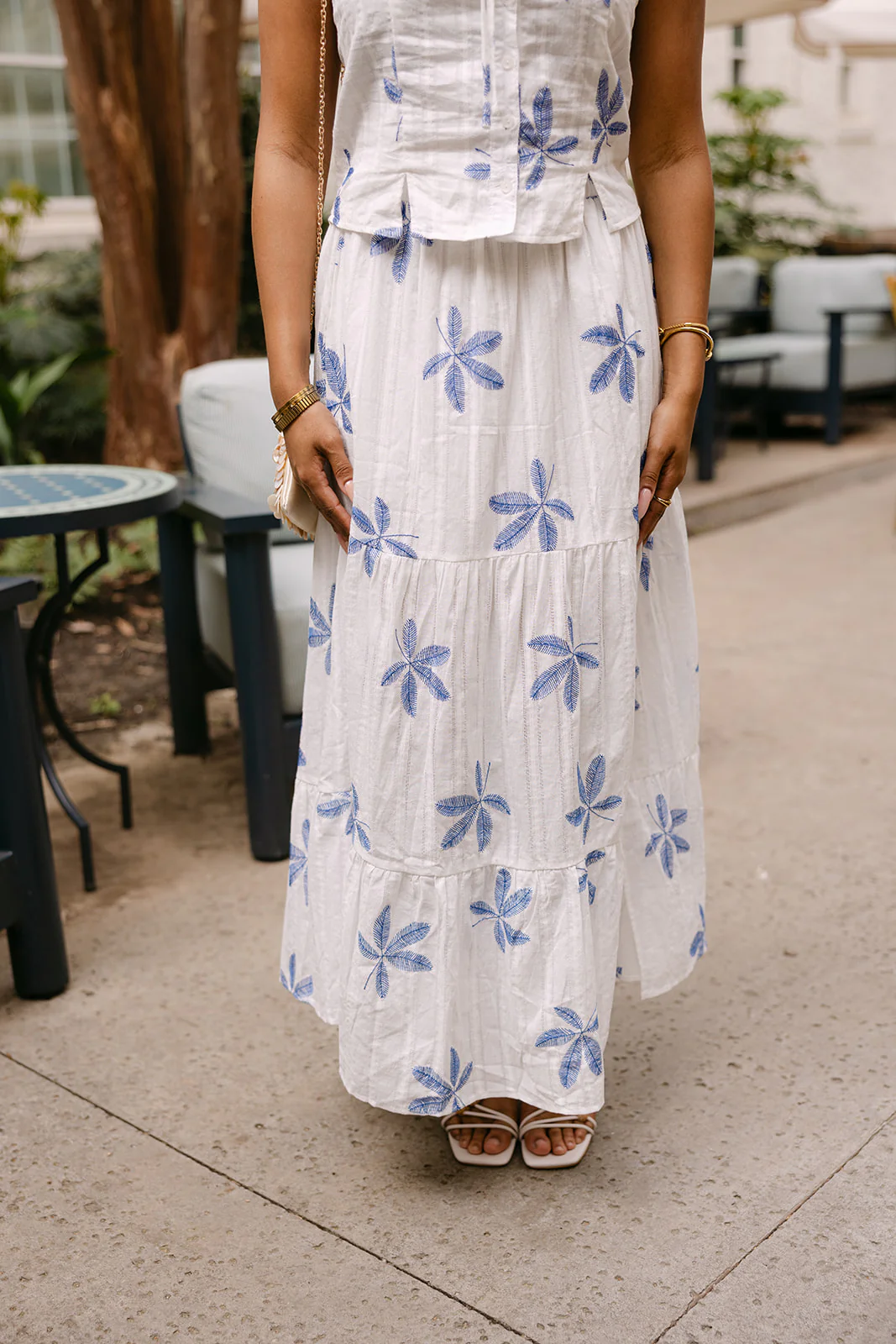 Felicity White & Blue Leaf Maxi Skirt - Image 4