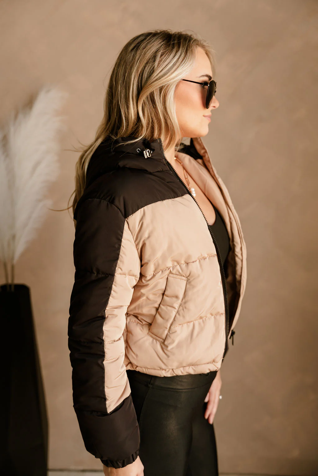 Gabby Black & Tan Color Block Puffer Jacket - Image 5