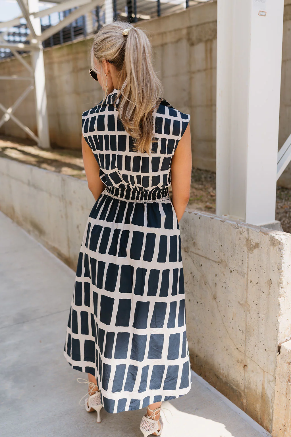 Gabriella Navy & Cream Front Tie Midi Dress - Image 4
