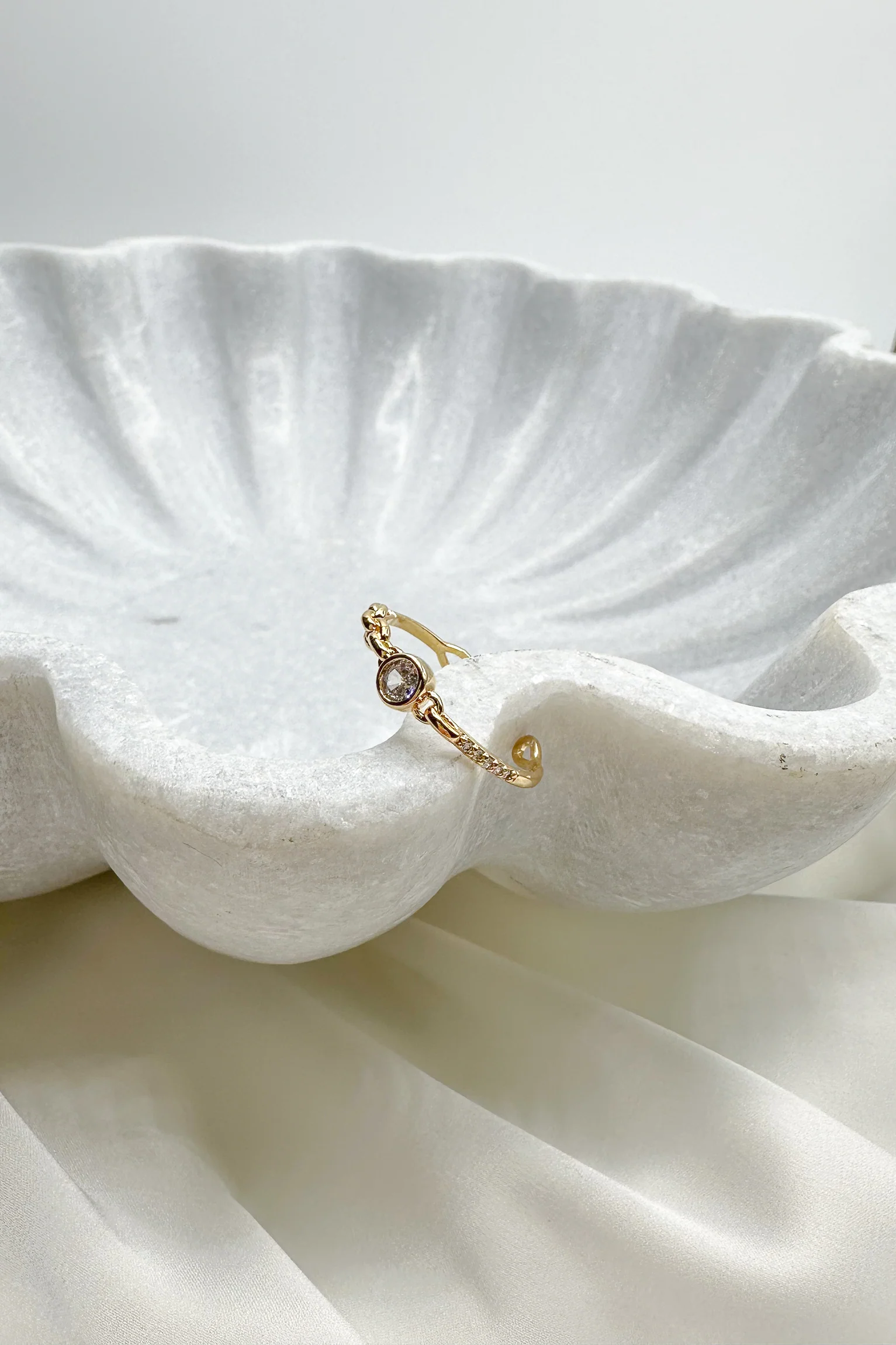 Gianna Gold Rhinestone Chain Ring - Image 3