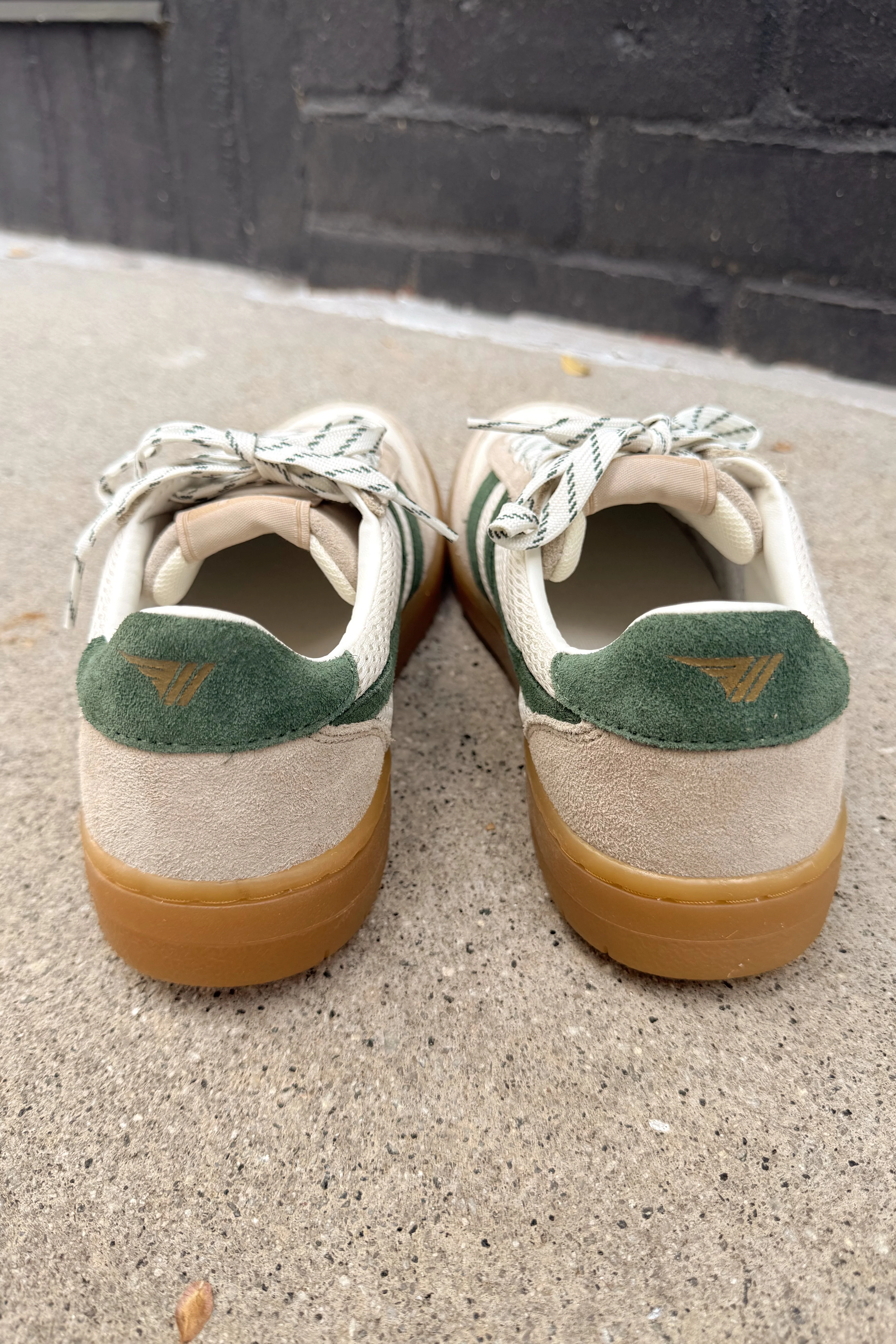 Gola Hawk Trainer Off White & Evergreen Sneaker - Image 6