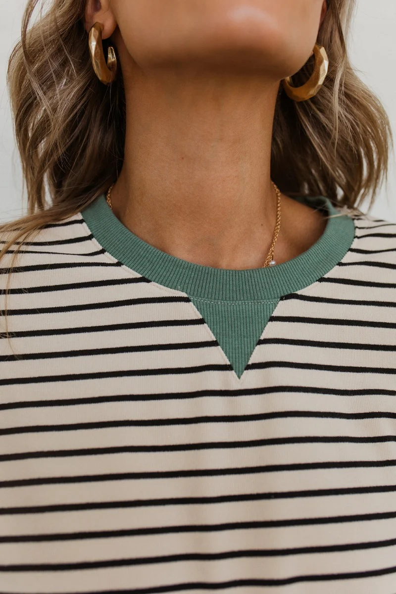 Hamptons Striped Sweatshirt - Image 4