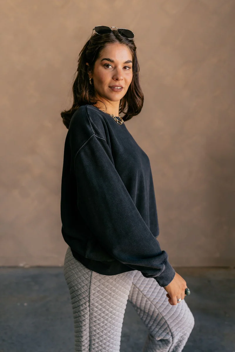 Hannah Black Crew Neck Sweatshirt - Image 7